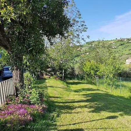 Casa Serenita. Holiday home Arsita