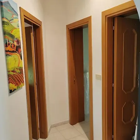 Casa Serenita. Holiday home Arsita